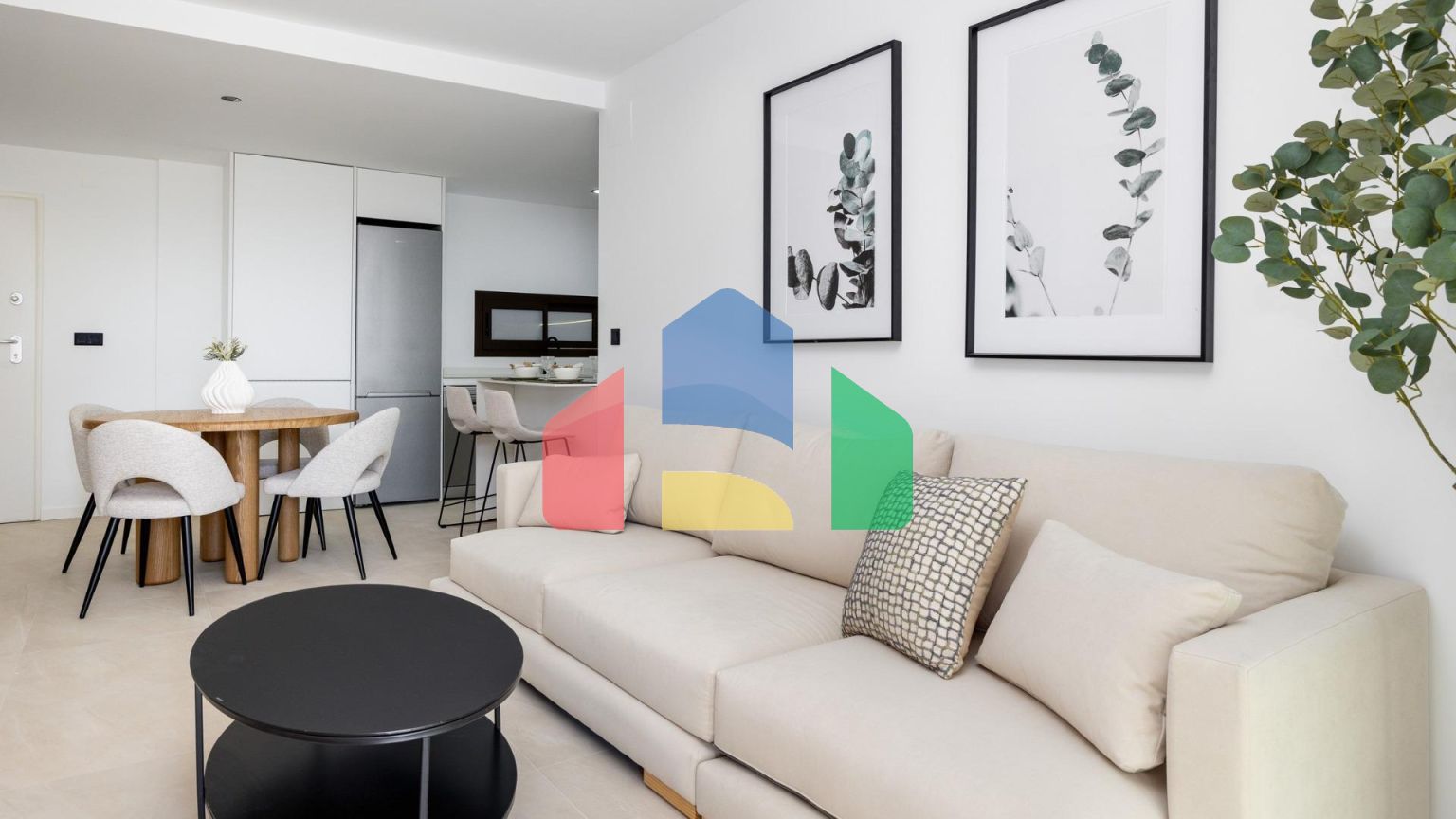 НОВЫЙ ЖИЛОЙ КОМПЛЕКС РЯДОМ С ЛА СЕРЕНА ГОЛЬФ, ЛОС АЛЬКАСАРЕС