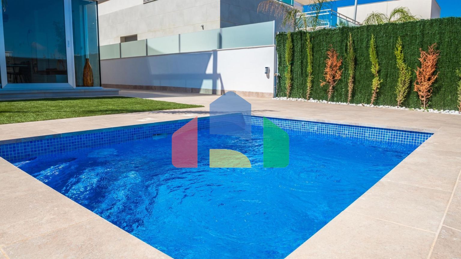 НОВЫЕ ВИЛЛЫ В ЛОС АЛЬКАСАРЕС