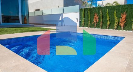 НОВЫЕ ВИЛЛЫ В ЛОС АЛЬКАСАРЕС