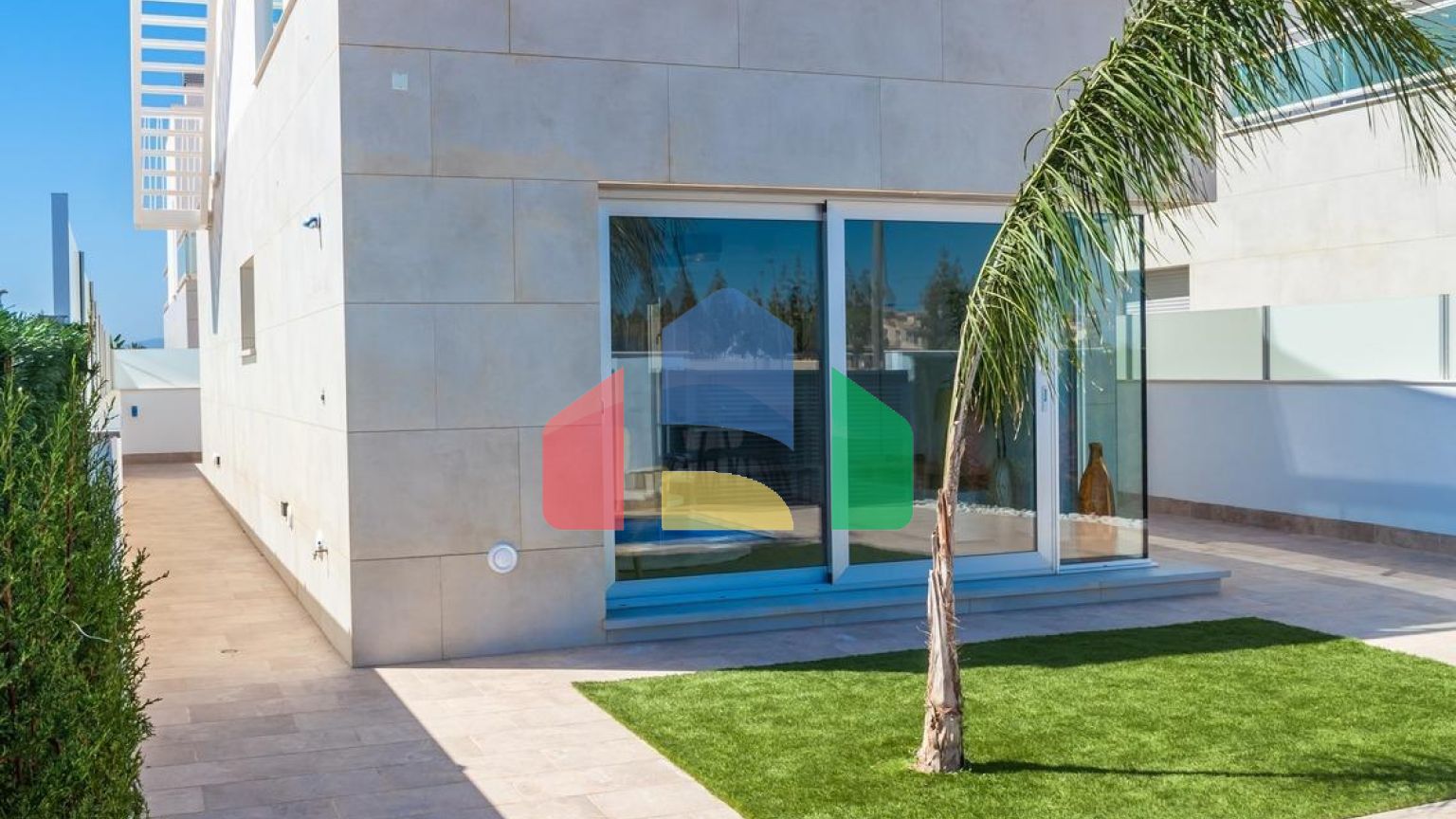 НОВЫЕ ВИЛЛЫ В ЛОС АЛЬКАСАРЕС