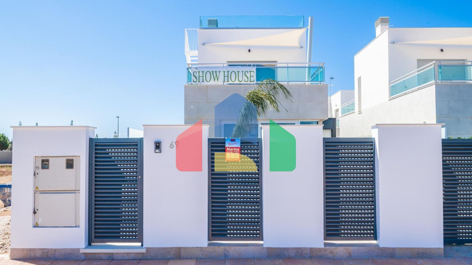 НОВЫЕ ВИЛЛЫ В ЛОС АЛЬКАСАРЕС