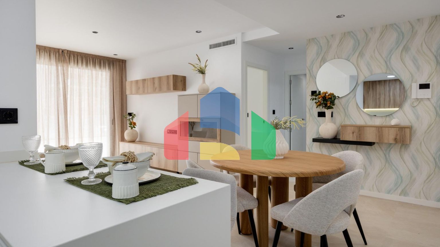 НОВЫЙ ЖИЛОЙ КОМПЛЕКС РЯДОМ С ЛА СЕРЕНА ГОЛЬФ, ЛОС АЛЬКАСАРЕС