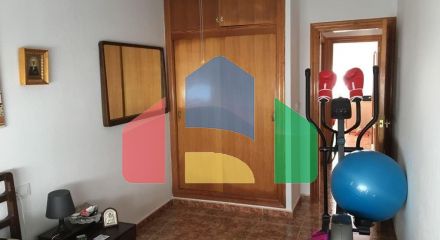 Продается дуплекс в Лос Альказарес для большой семьи!