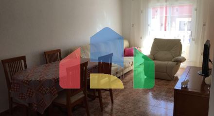 Продается дуплекс в Лос Альказарес для большой семьи!