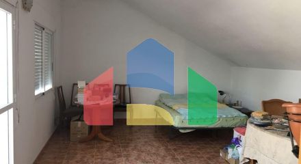 Продается дуплекс в Лос Альказарес для большой семьи!