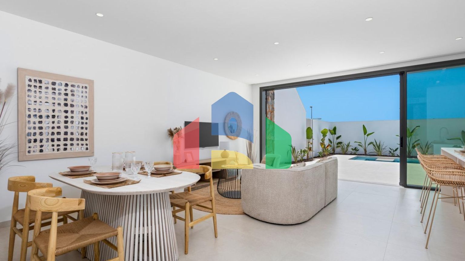 НОВЫЕ ТАУНХАУСЫ В ЛОС АЛЬКАСАРЕС