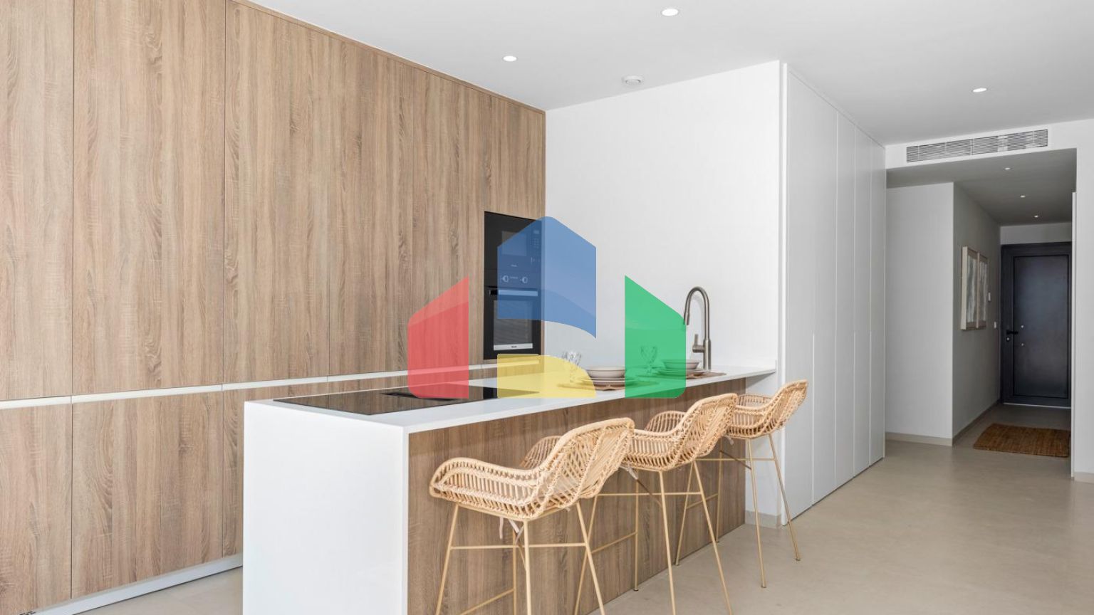 НОВЫЕ ТАУНХАУСЫ В ЛОС АЛЬКАСАРЕС