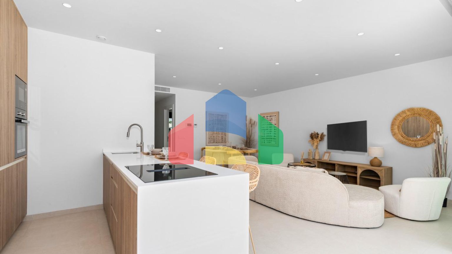 НОВЫЕ ТАУНХАУСЫ В ЛОС АЛЬКАСАРЕС