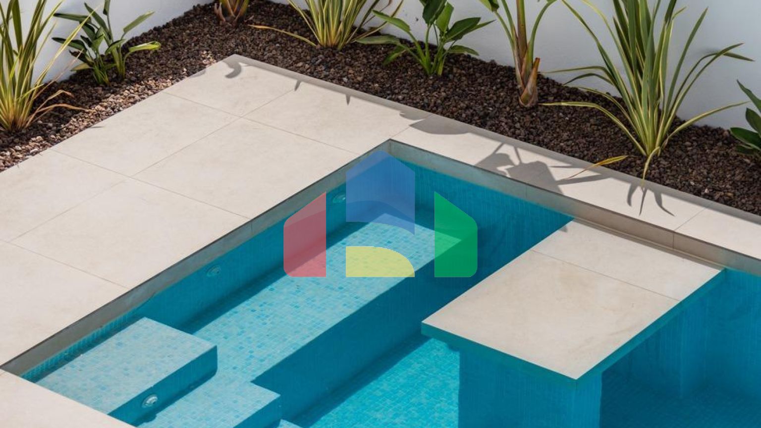 НОВЫЕ ТАУНХАУСЫ В ЛОС АЛЬКАСАРЕС