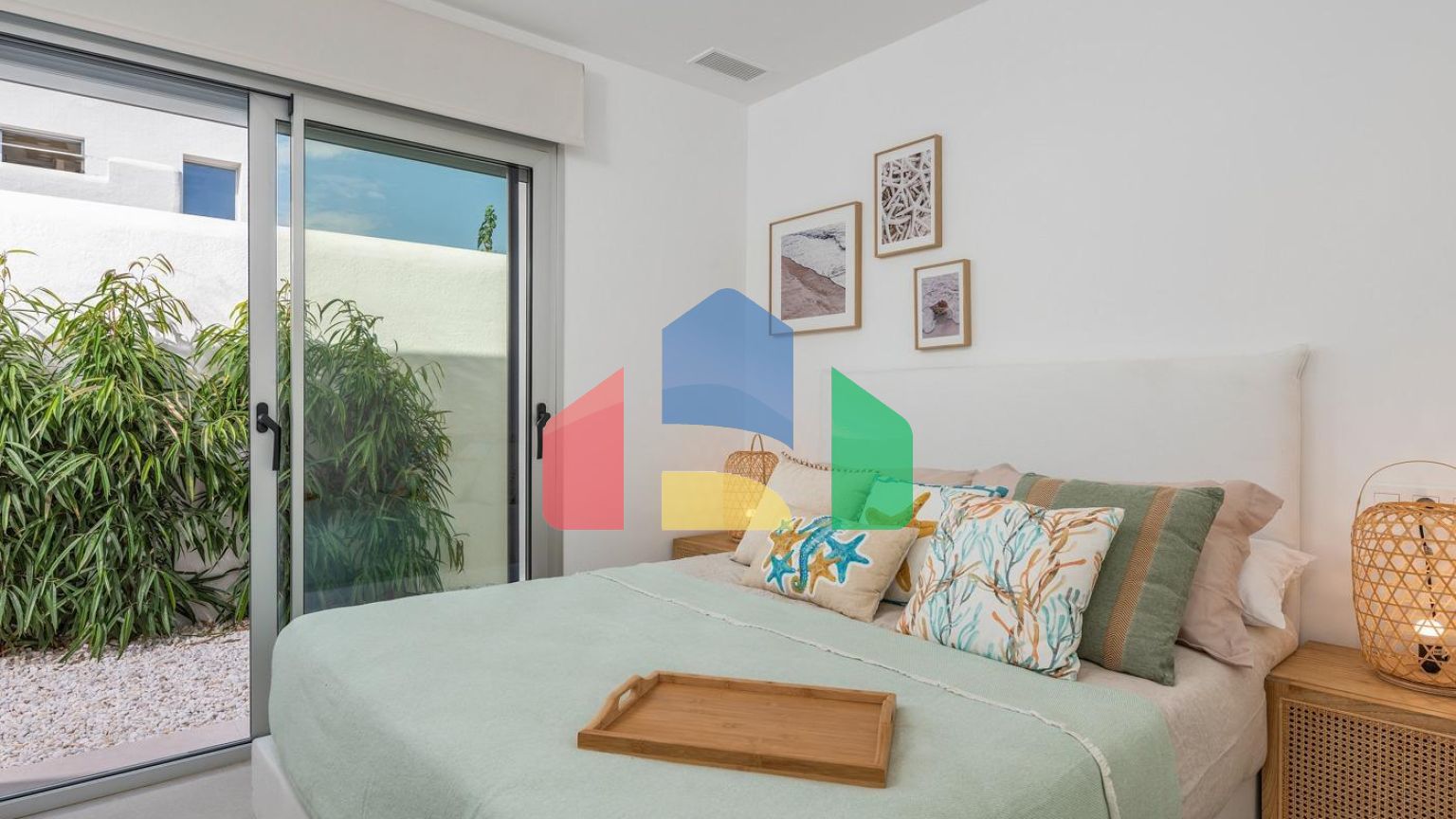 НОВЫЕ ВИЛЛЫ В ЛОС АЛЬКАСАРЕС