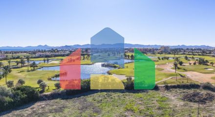 Новый жилой комплекс на первой линии поля для гольфа La Serena в Лос-Алькасарес Новый жилой комплекс на первой линии поля для гольфа La Serena в Лос-Алькасарес
