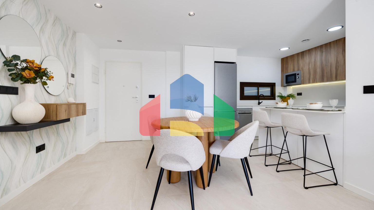 НОВЫЙ ЖИЛОЙ КОМПЛЕКС РЯДОМ С ЛА СЕРЕНА ГОЛЬФ, ЛОС АЛЬКАСАРЕС