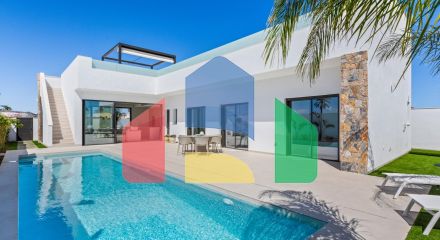 Complex of 10 villas in Los Alcazares, Serena Golf (Murcia)
