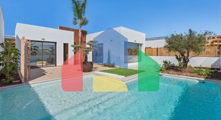 New Build Villas Front Line La Serena Golf in Los Alcázares