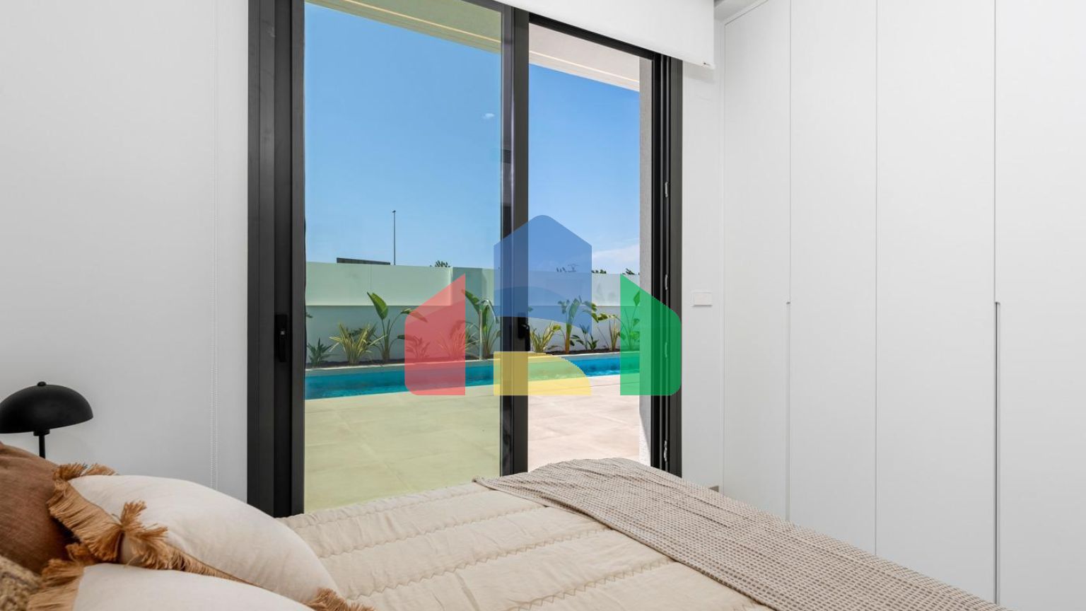 НОВЫЕ ВИЛЛЫ В ЛОС АЛЬКАСАРЕС