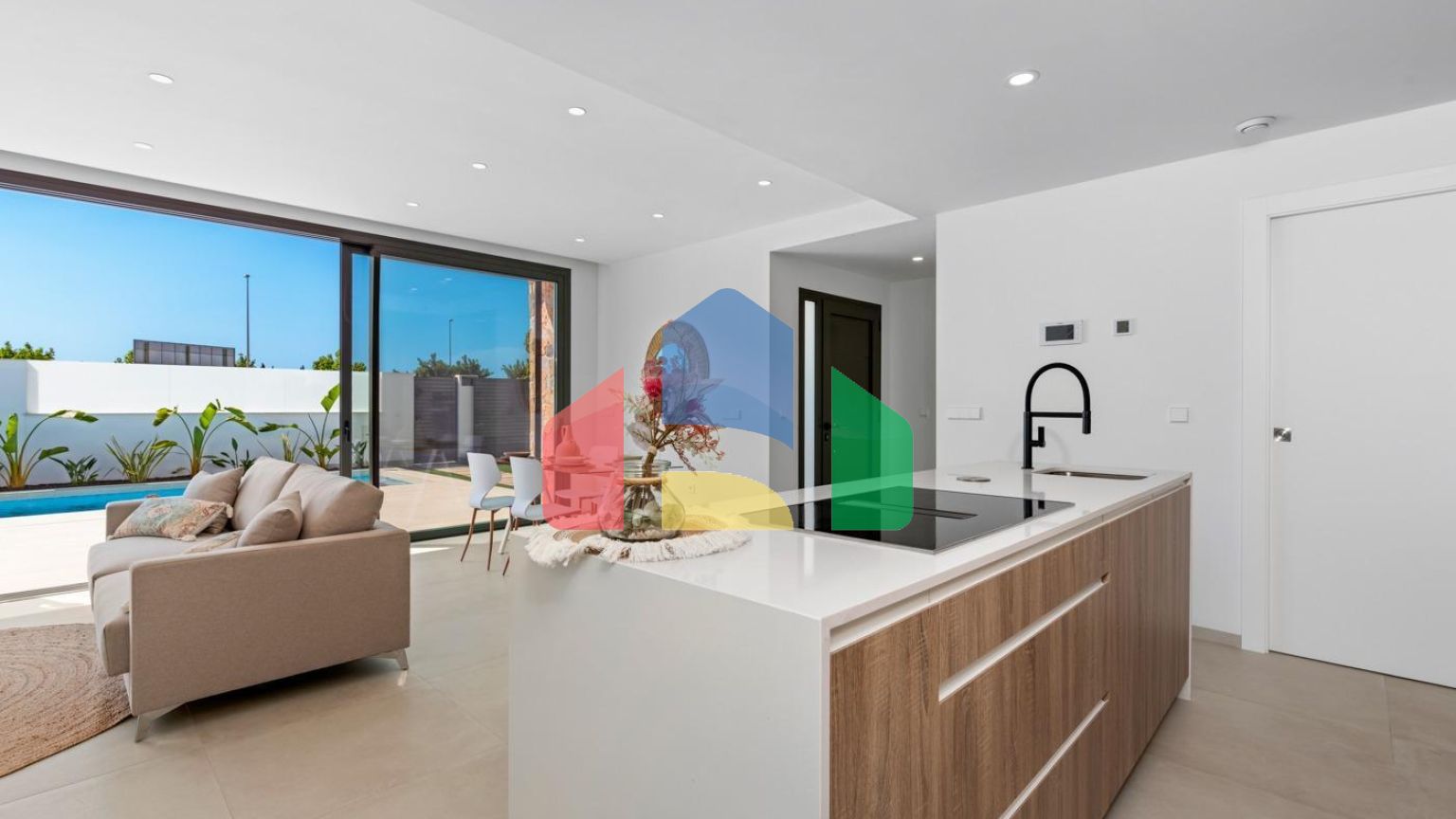 НОВЫЕ ВИЛЛЫ В ЛОС АЛЬКАСАРЕС