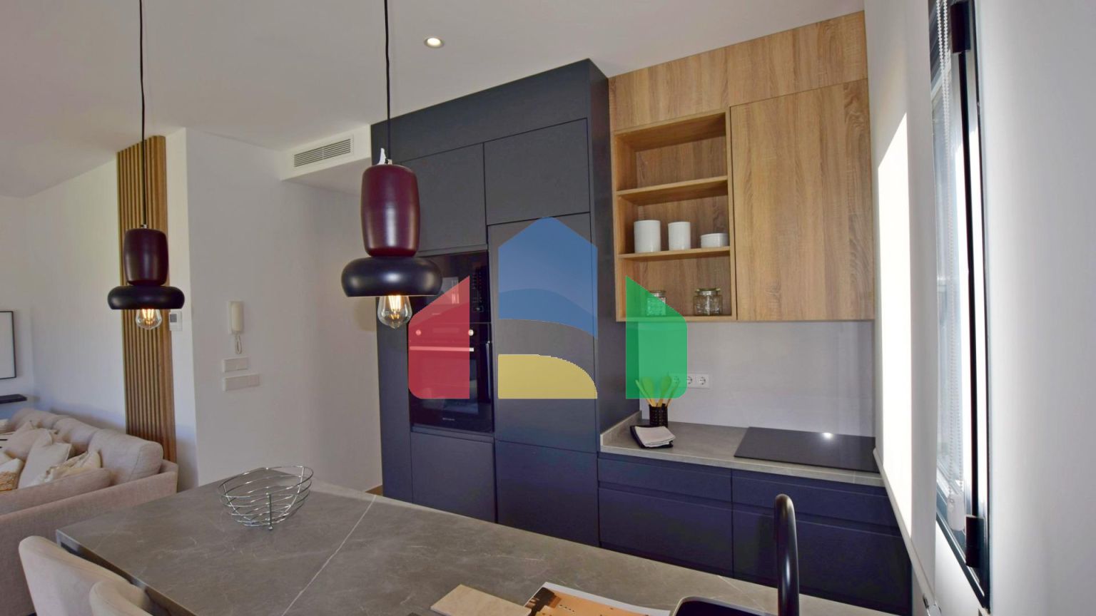 НОВЫЕ КВАРТИРЫ В КОНДАДО-ДЕ-АЛЬХАМА ГОЛЬФ-ПОЛЕ