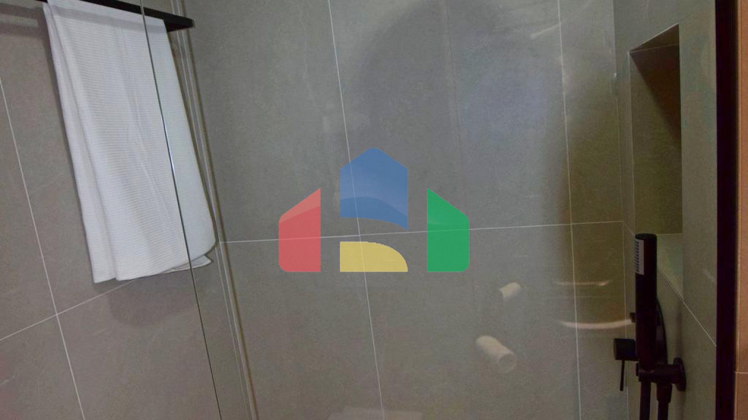 НОВЫЕ КВАРТИРЫ В КОНДАДО-ДЕ-АЛЬХАМА ГОЛЬФ-ПОЛЕ