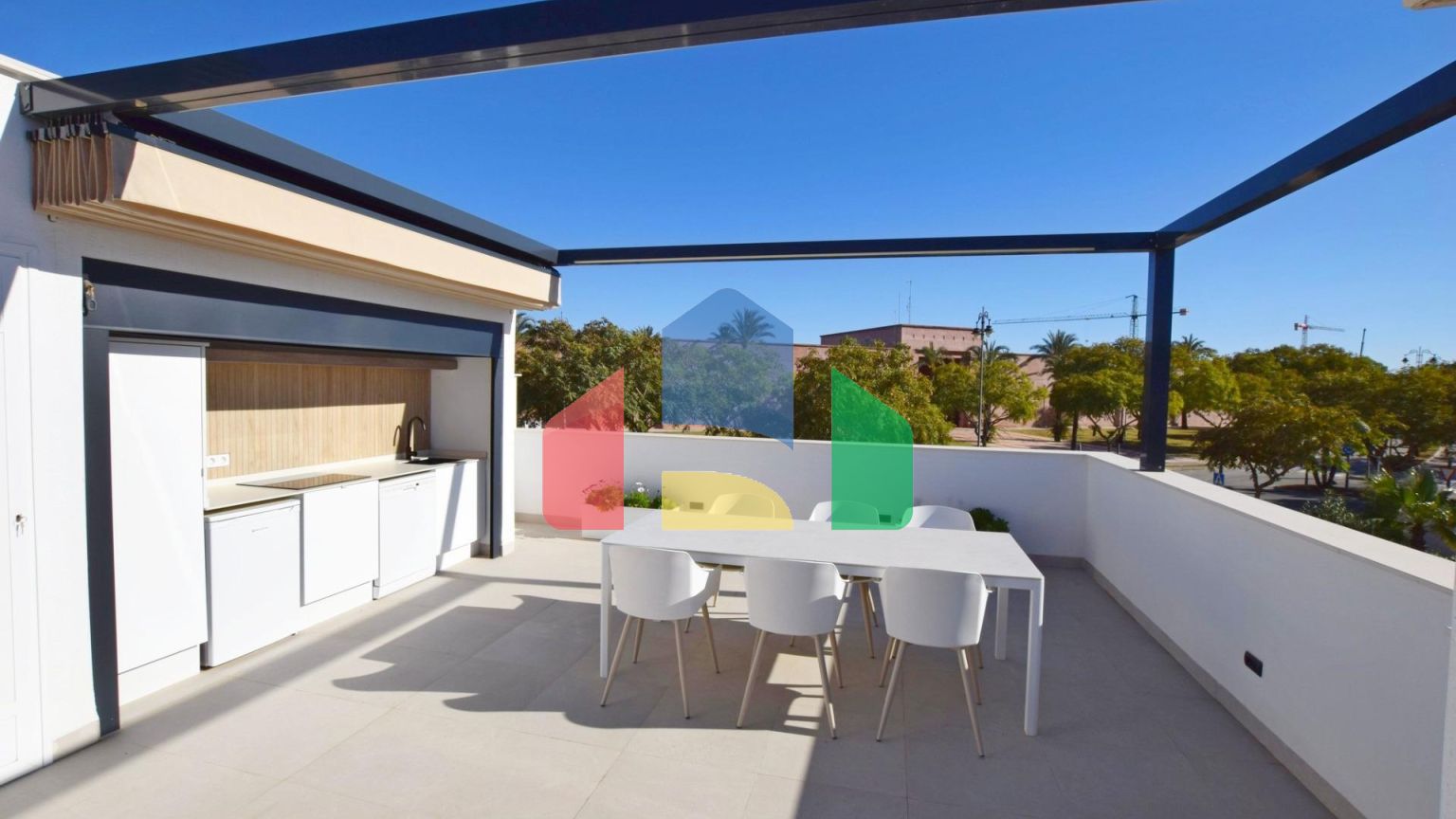 НОВЫЕ ВИЛЛЫ В КОНДАДО-ДЕ-АЛЬХАМА С ГОЛЬФ-ПОЛЕМ