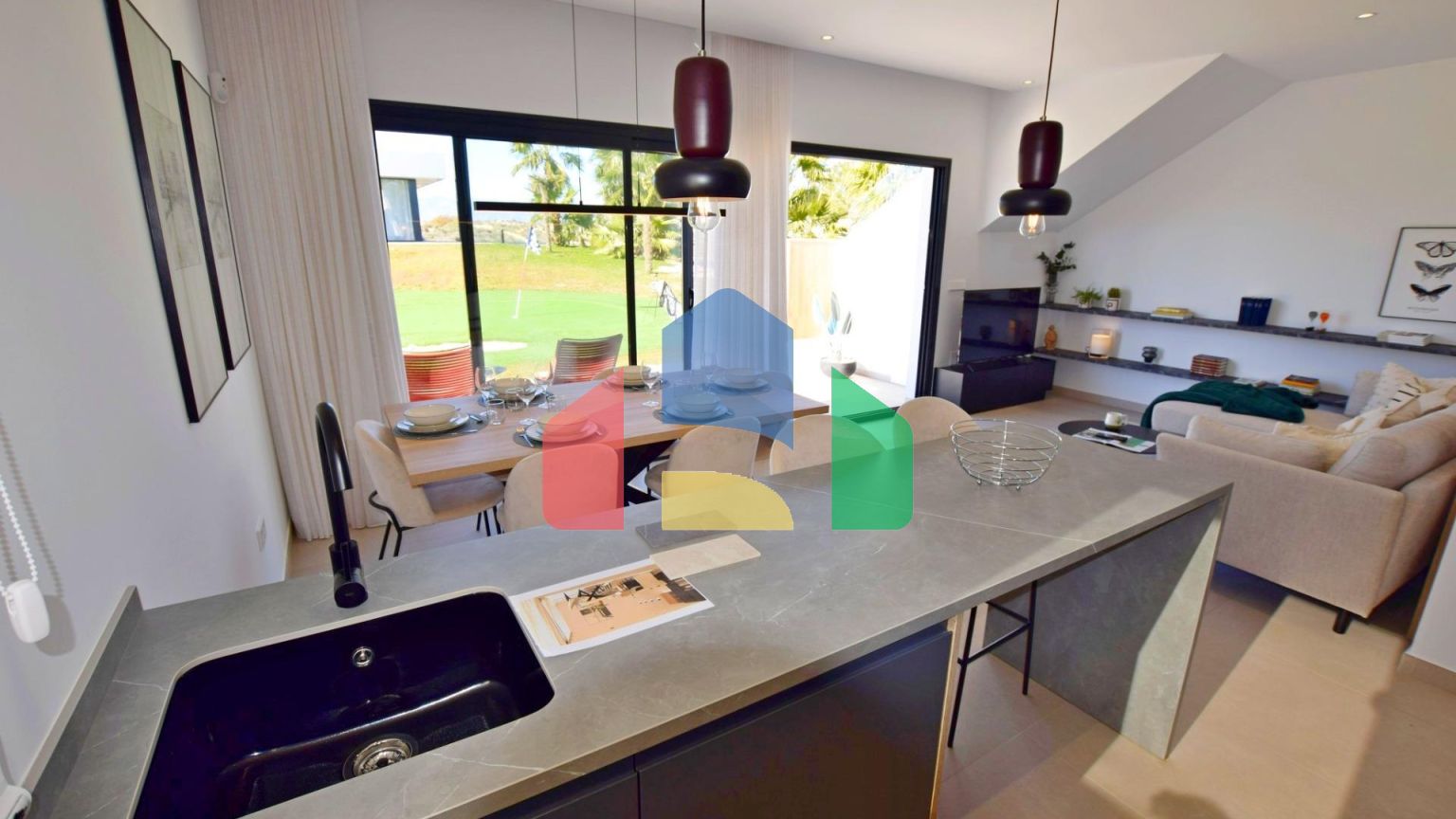 НОВЫЕ ВИЛЛЫ В КОНДАДО-ДЕ-АЛЬХАМА С ГОЛЬФ-ПОЛЕМ