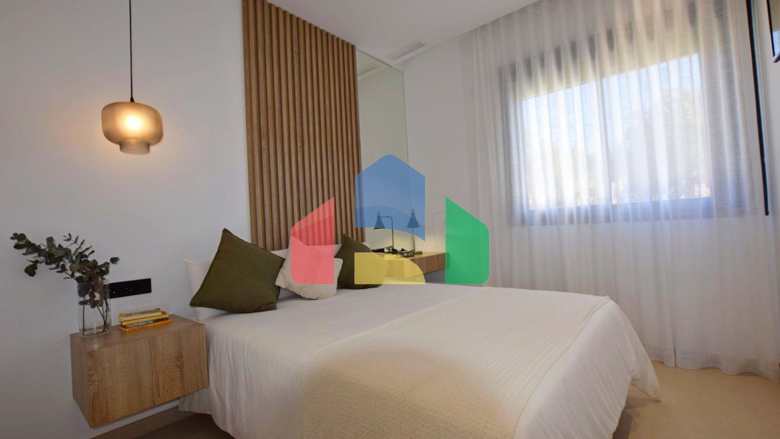 НОВЫЕ ВИЛЛЫ В КОНДАДО-ДЕ-АЛЬХАМА С ГОЛЬФ-ПОЛЕМ