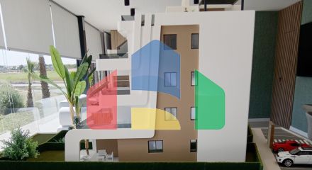 НОВЫЕ КВАРТИРЫ В КОНДАДО-ДЕ-АЛЬХАМА ГОЛЬФ-ПОЛЕ