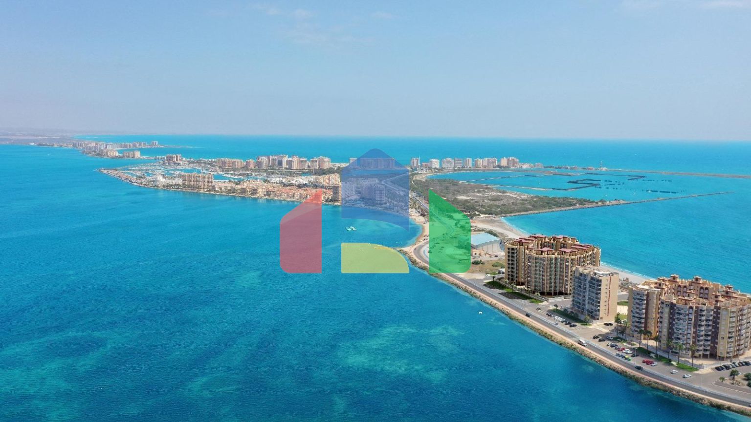 НОВЫЙ ЖИЛОЙ КОМПЛЕКС В ЛА МАНГА