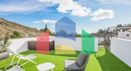 Прекрасная 2-спальная квартира с террасой в Бенахависе.