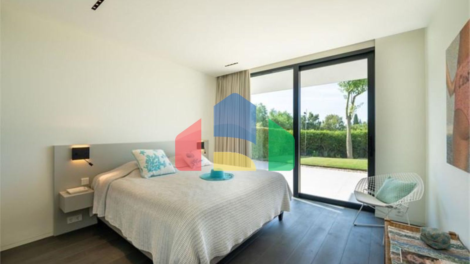 Роскошная Экологичная Вилла с Панорамным Видом в Ла-Кинта