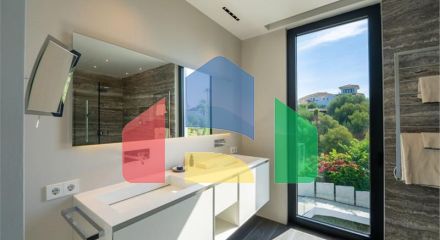 Роскошная Экологичная Вилла с Панорамным Видом в Ла-Кинта