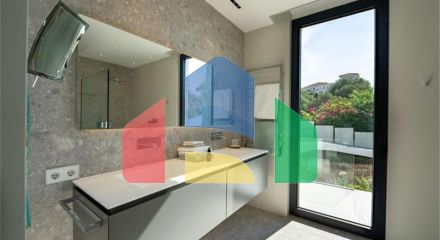 Роскошная Экологичная Вилла с Панорамным Видом в Ла-Кинта