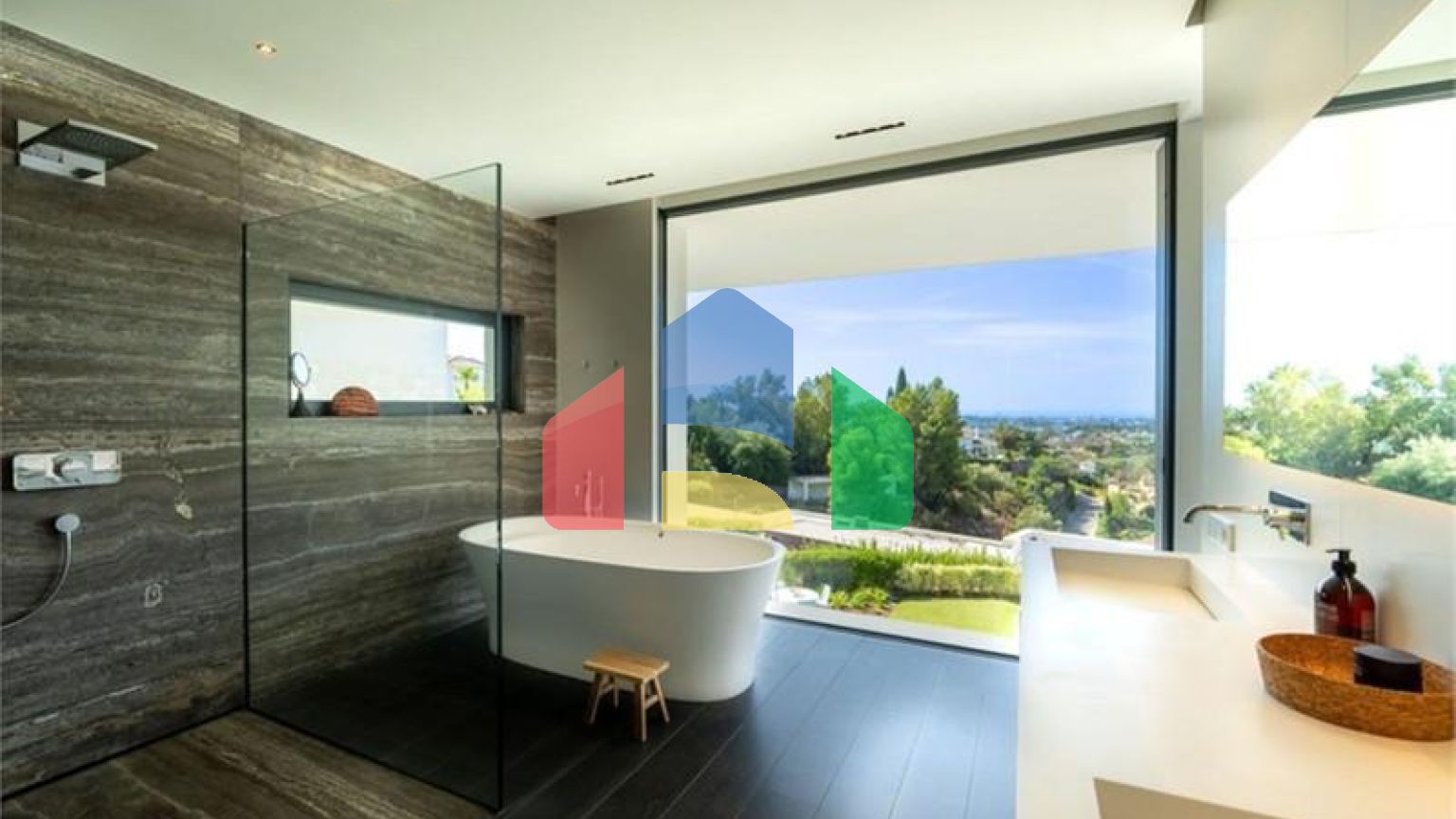 Роскошная Экологичная Вилла с Панорамным Видом в Ла-Кинта