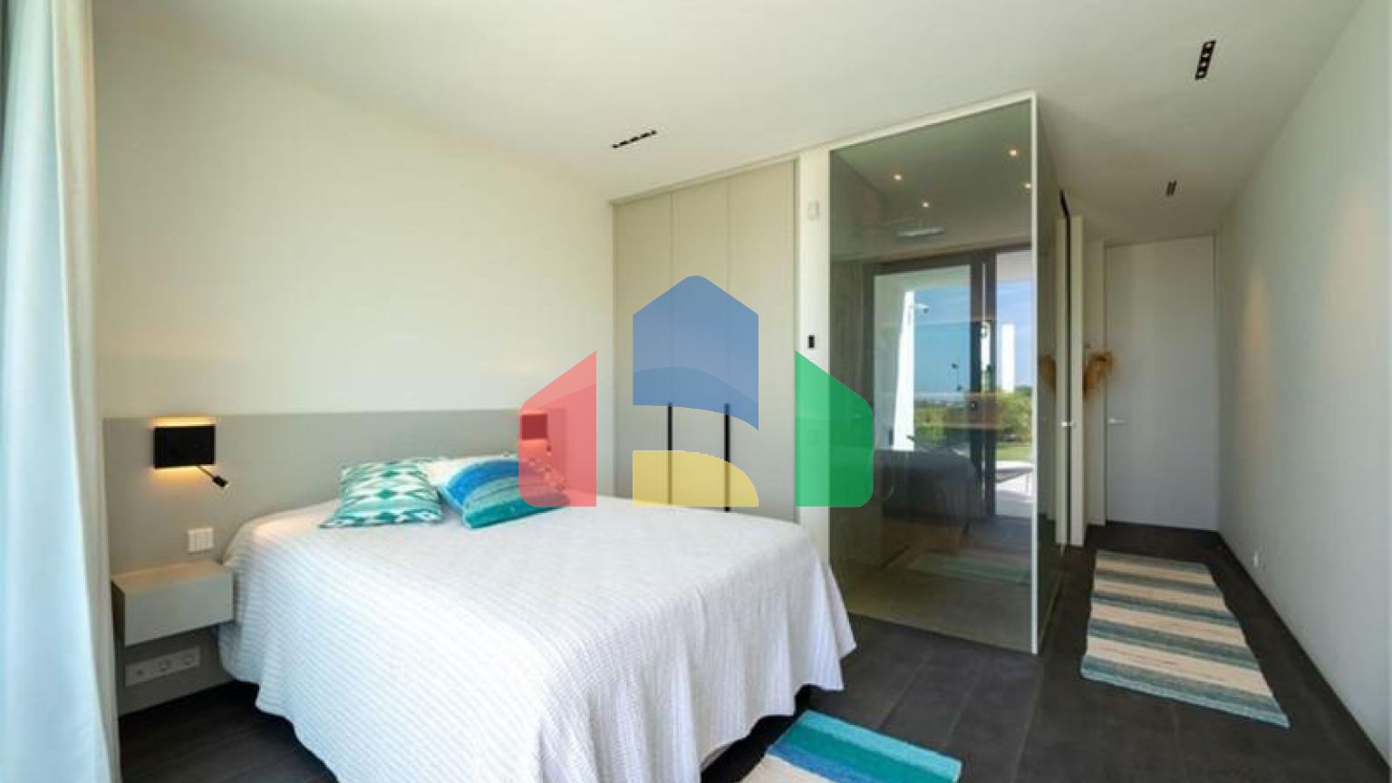 Роскошная Экологичная Вилла с Панорамным Видом в Ла-Кинта