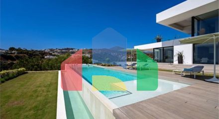 Роскошная Экологичная Вилла с Панорамным Видом в Ла-Кинта