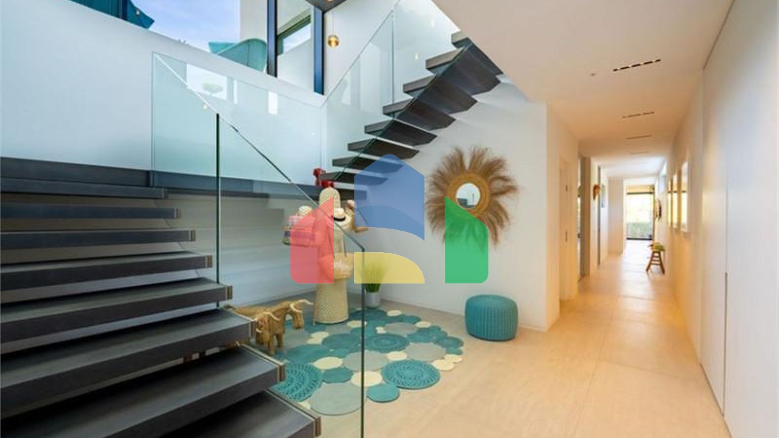 Роскошная Экологичная Вилла с Панорамным Видом в Ла-Кинта