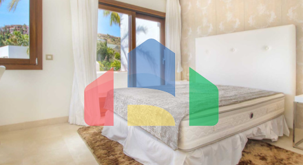 Роскошный Таунхаус с Панорамными Видами в Элитном Комплексе в Бенаавис