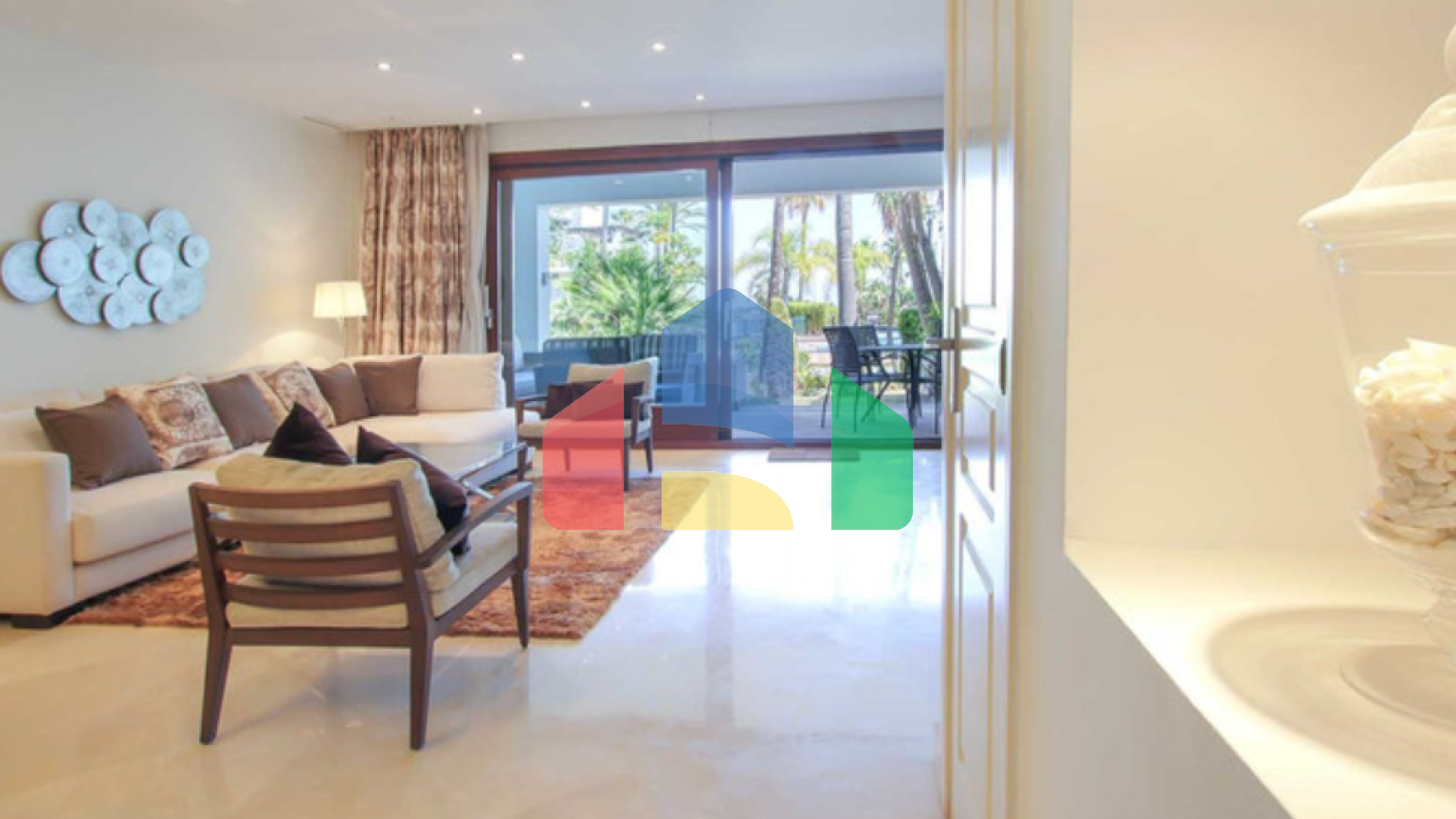 Роскошный Таунхаус с Панорамными Видами в Элитном Комплексе в Бенаавис