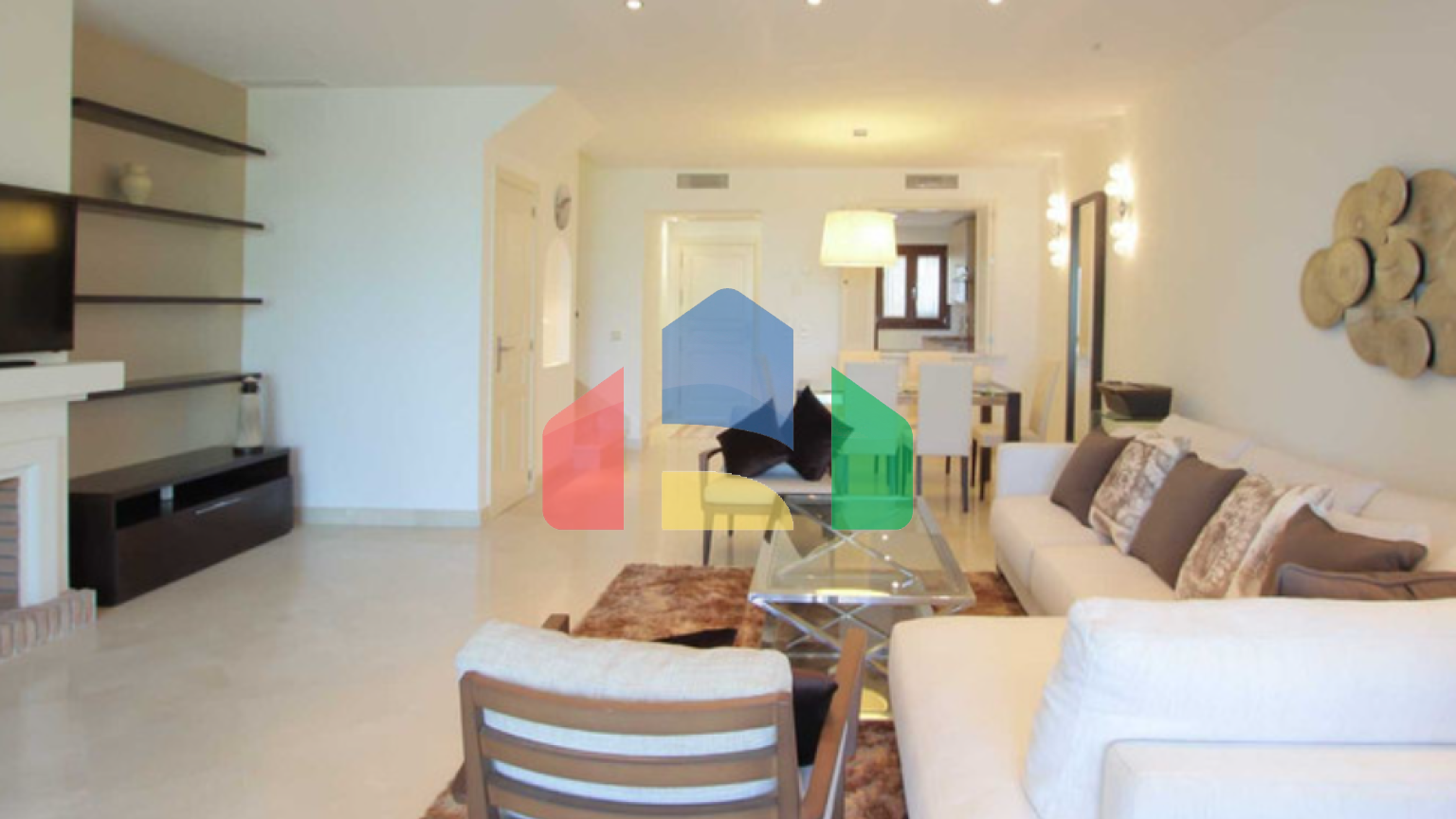 Роскошный Таунхаус с Панорамными Видами в Элитном Комплексе в Бенаавис