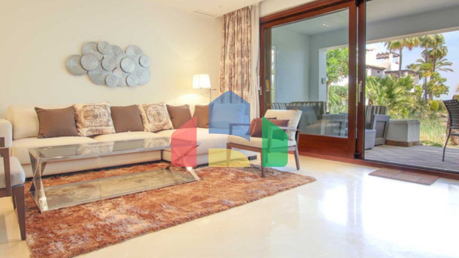 Роскошный Таунхаус с Панорамными Видами в Элитном Комплексе в Бенаавис