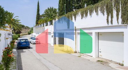 Изысканная обновленная вилла в Эль Параисо Альто Изысканная обновленная вилла в Эль Параисо Альто