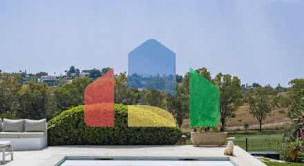 Изысканная обновленная вилла в Эль Параисо Альто Изысканная обновленная вилла в Эль Параисо Альто