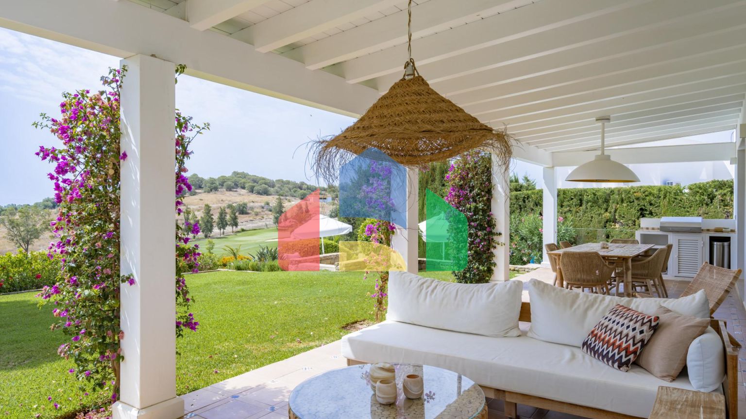 Изысканная обновленная вилла в Эль Параисо Альто