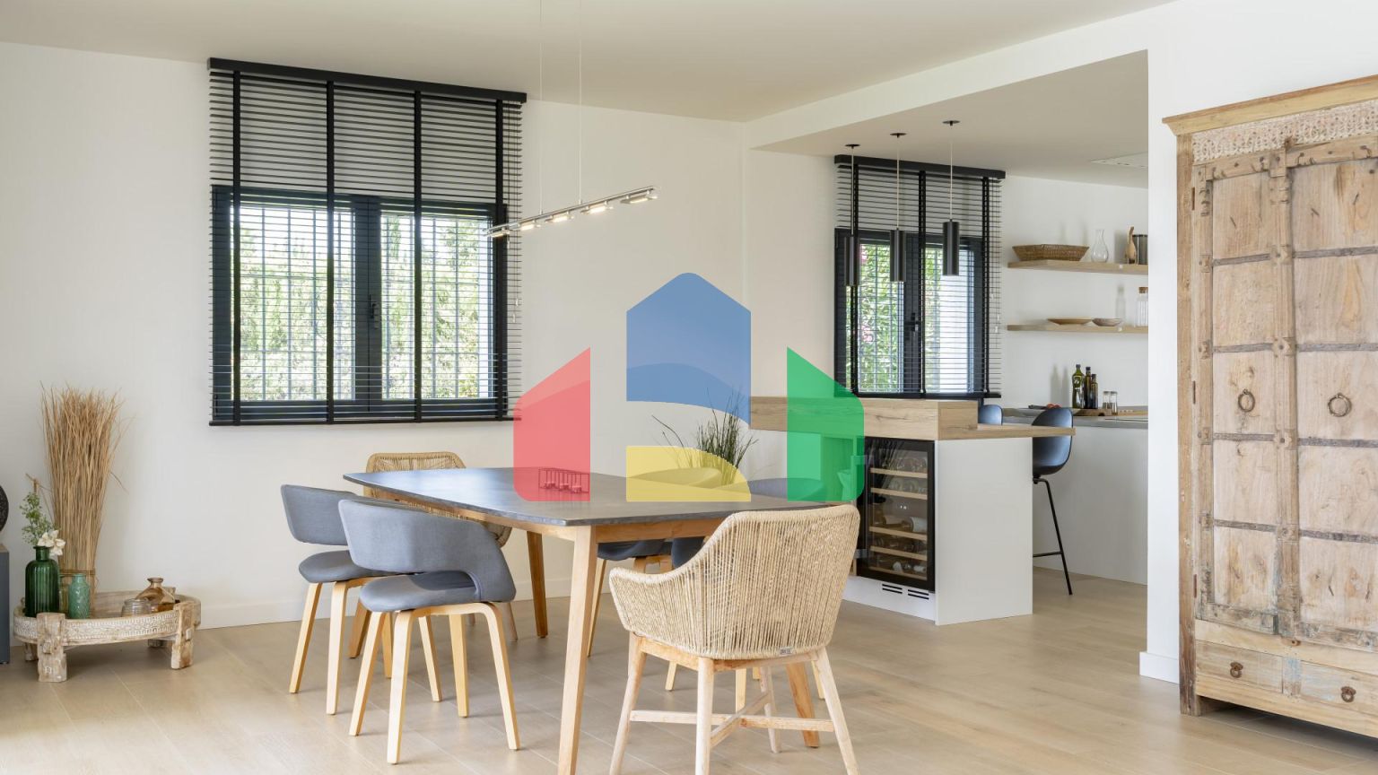 Изысканная обновленная вилла в Эль Параисо Альто