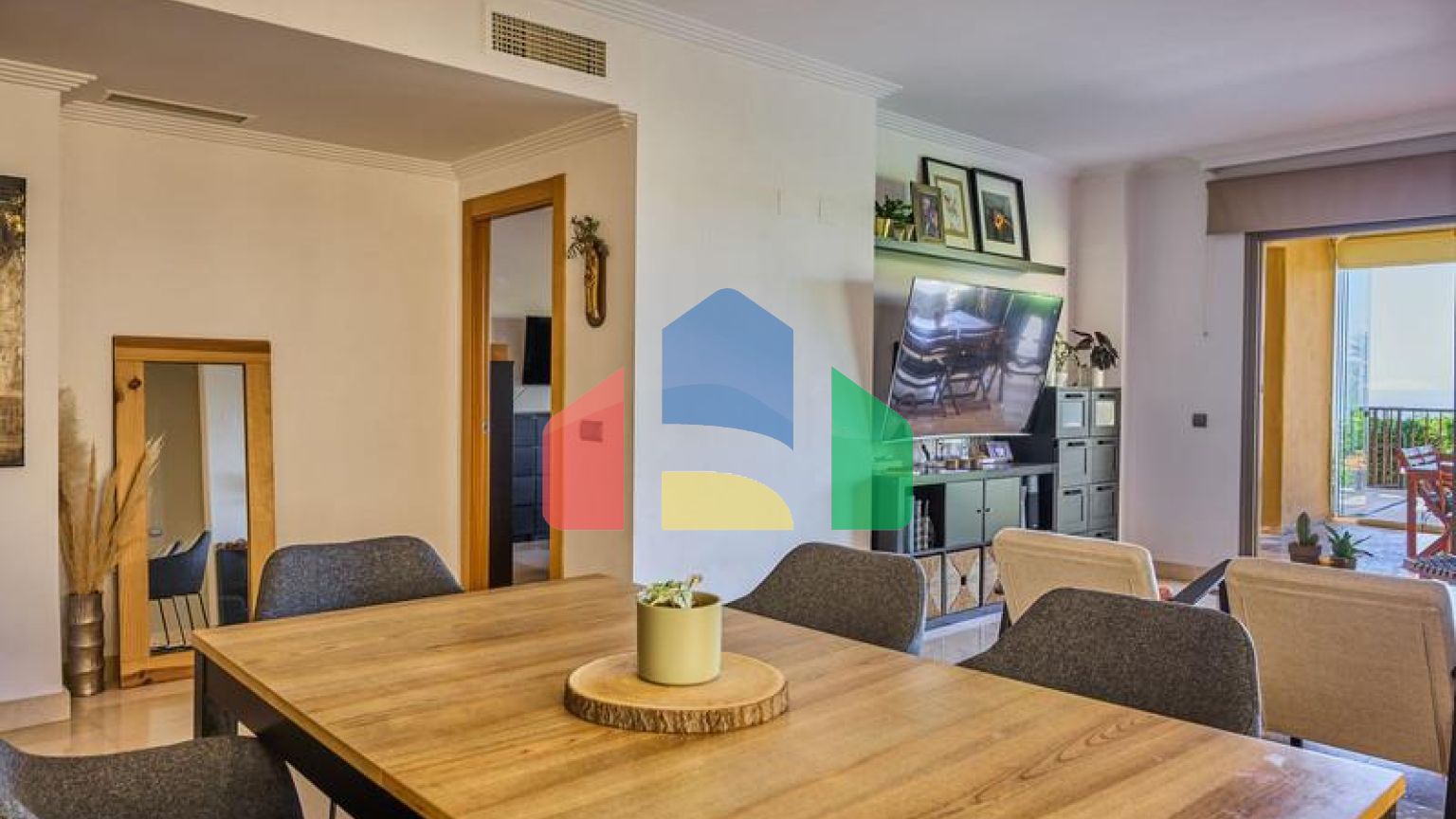 Квартира на первом этаже на продажу в Бенахависе