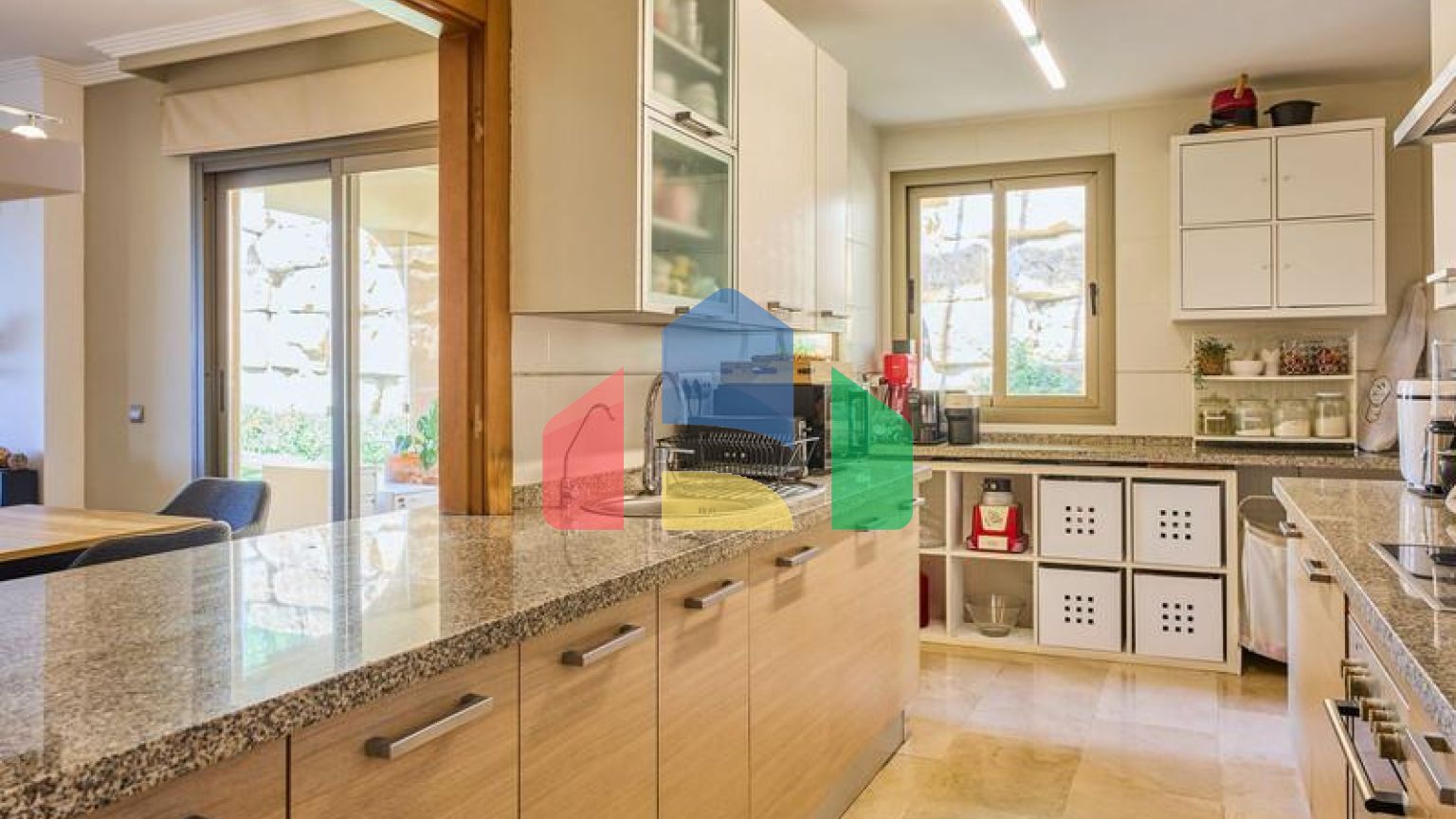 Квартира на первом этаже на продажу в Бенахависе