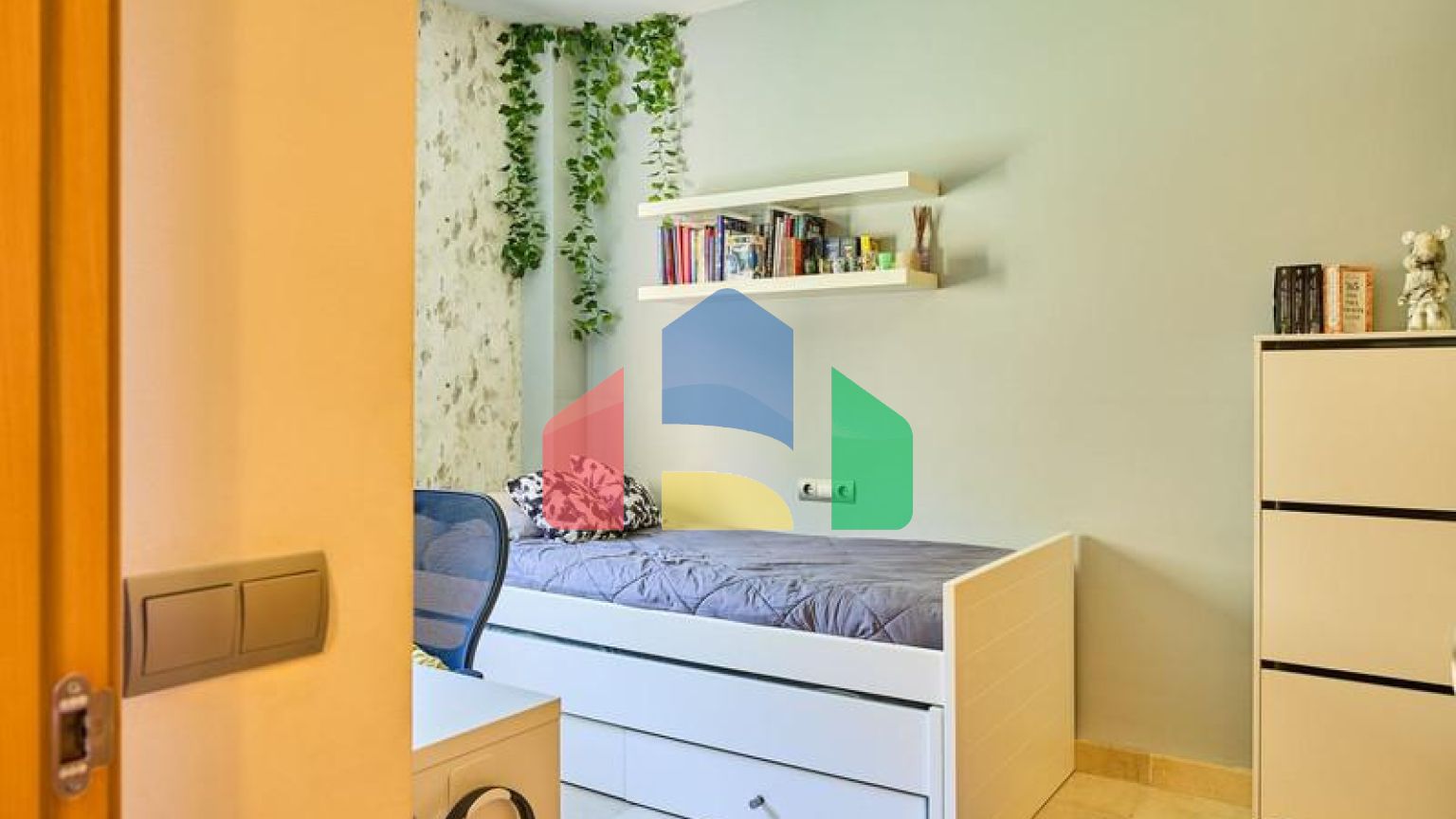 Квартира на первом этаже на продажу в Бенахависе