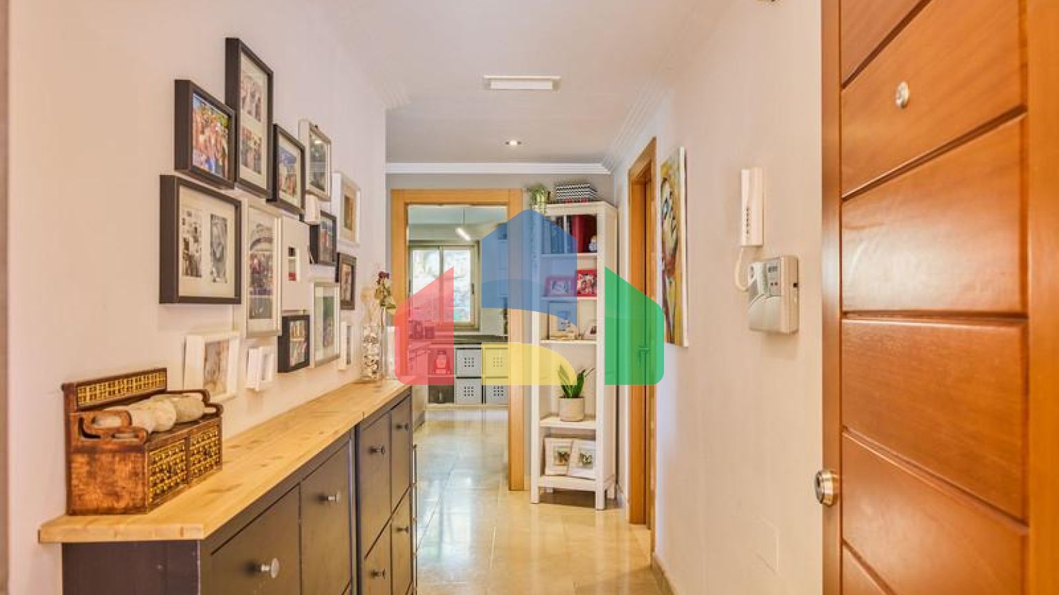 Квартира на первом этаже на продажу в Бенахависе