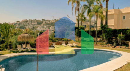 Элегантный таунхаус с 3 спальнями в La Quinta Hills с панорамными видами на гольф-поле.