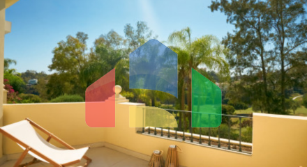 Элегантный таунхаус с 3 спальнями в La Quinta Hills с панорамными видами на гольф-поле.