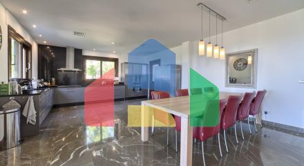 Villa in Benahavis ID BH9013